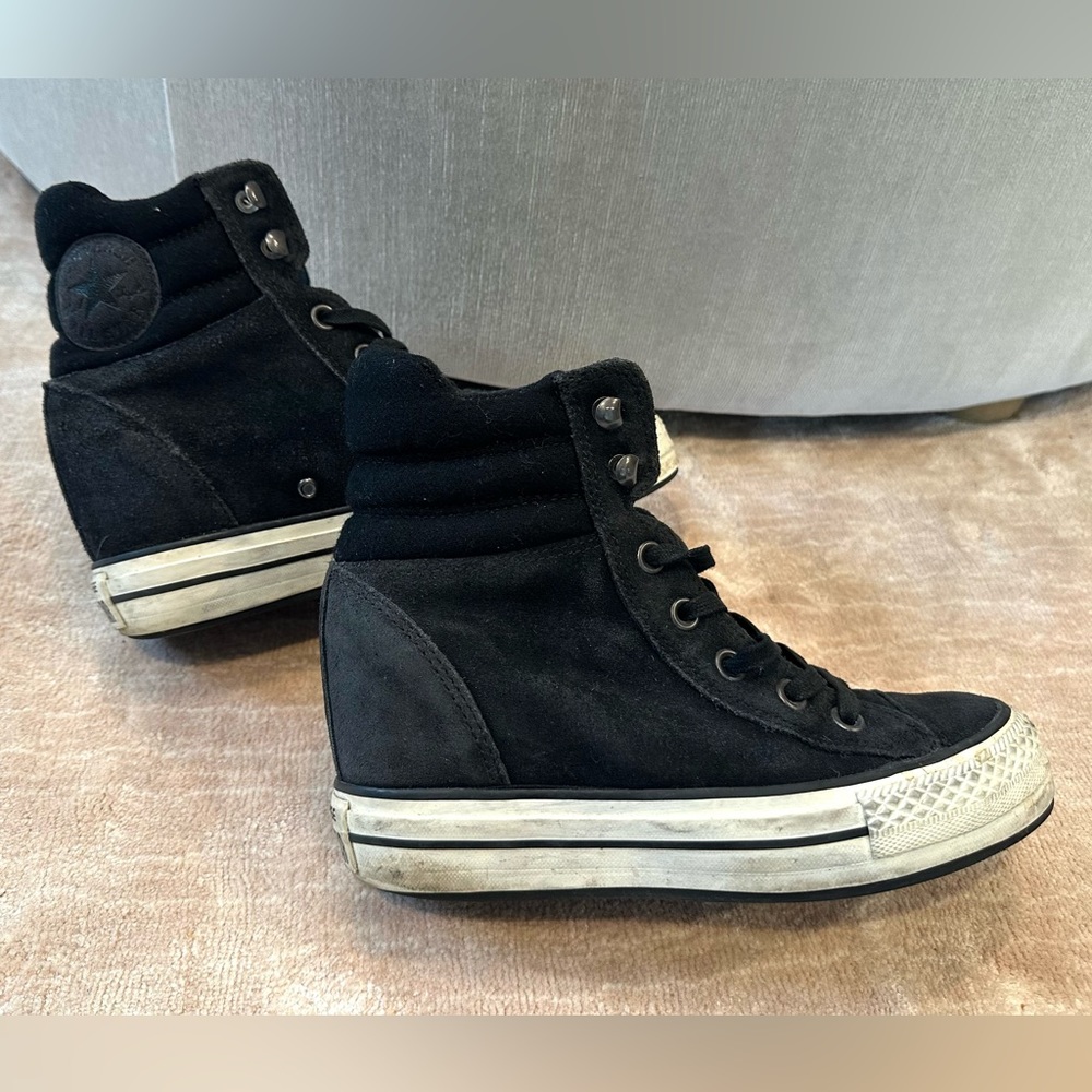 Converse Chuck Taylor “distressed look” high tops wedge sneakers (SIZE 7)
